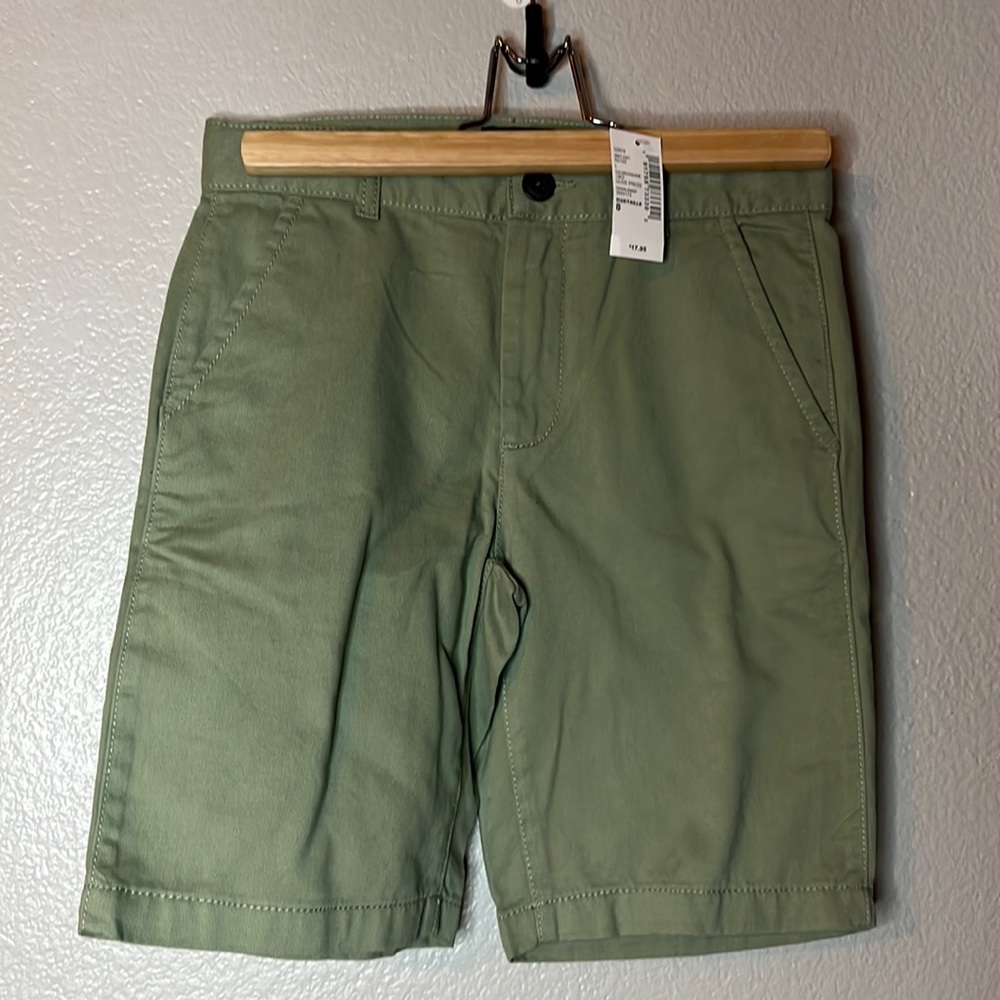 The children’s place Olive press chino shorts